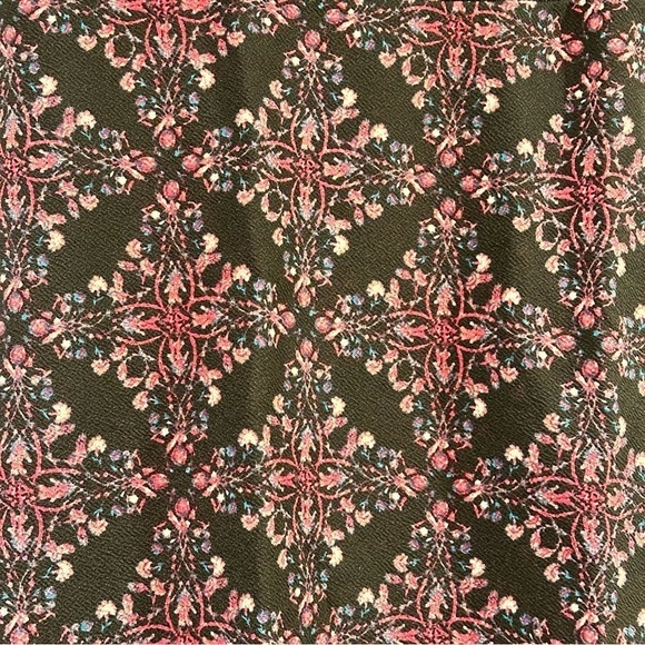 LulaRoe Cassie Pencil Skirt Stretchy High Wide Waist  Adjustable Sizes S-M 6-8 - Picture 8 of 15